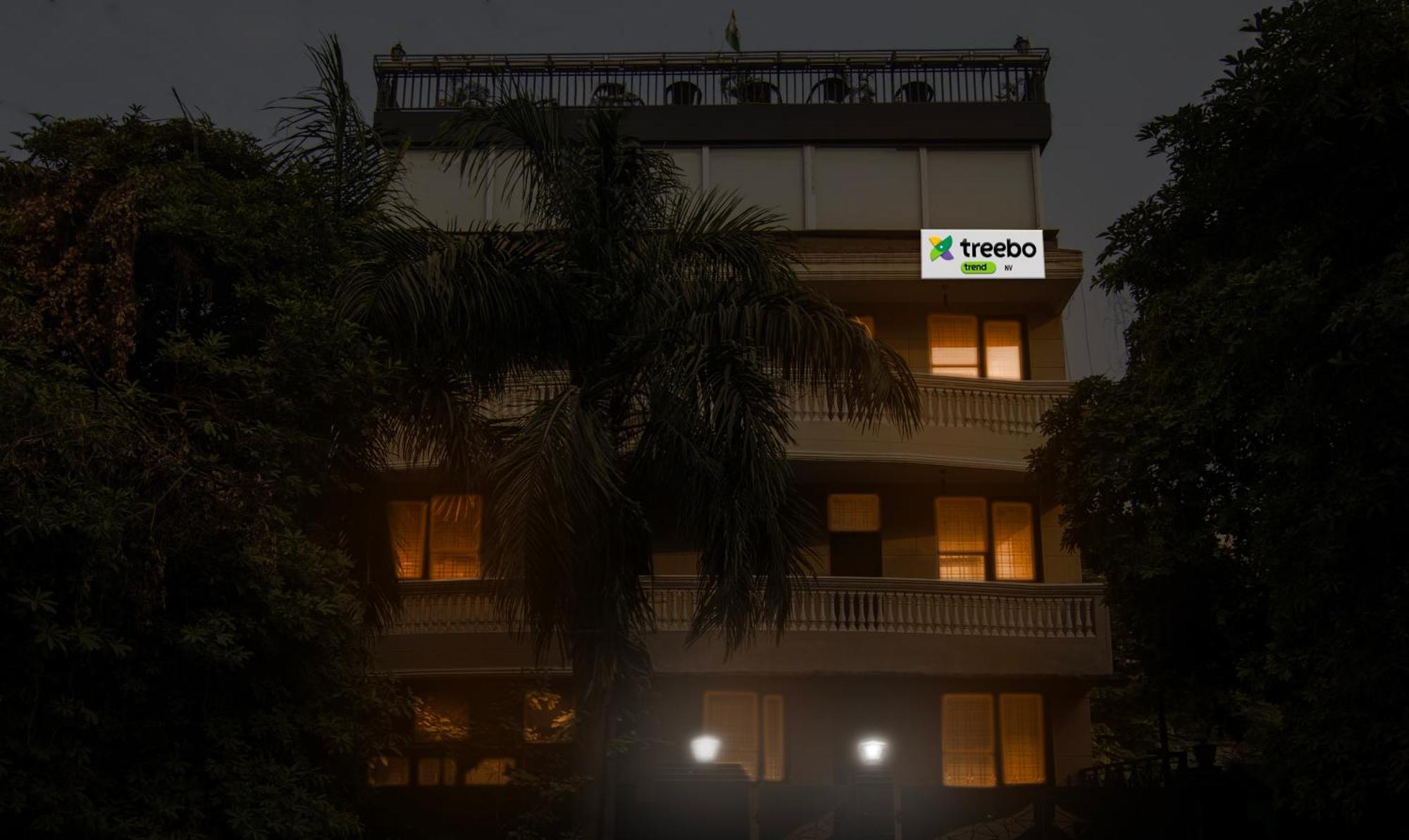 Super Townhouse Sushant Lok Phase 1 Formerly Hotel Neven Γκουργκάον Εξωτερικό φωτογραφία