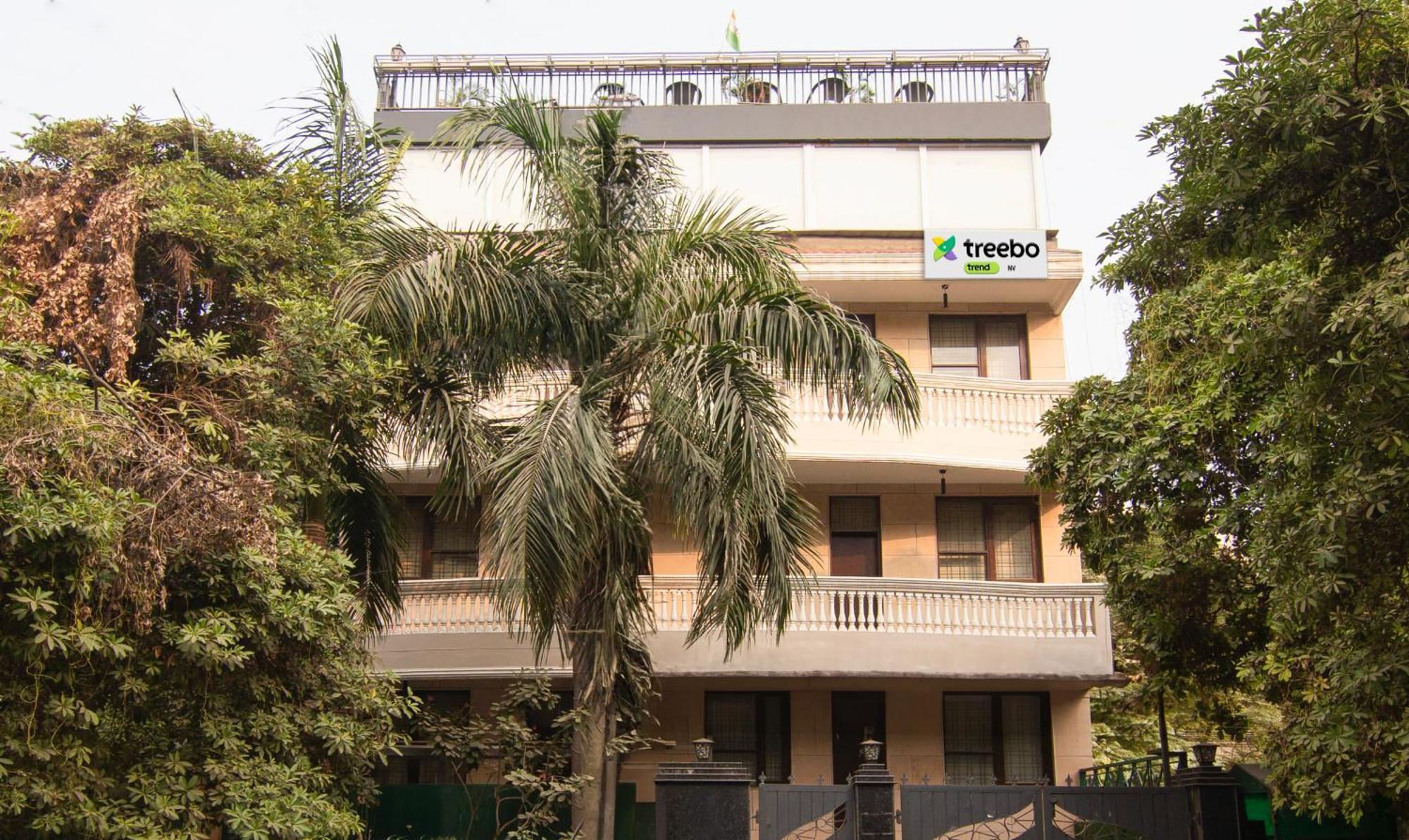 Super Townhouse Sushant Lok Phase 1 Formerly Hotel Neven Γκουργκάον Εξωτερικό φωτογραφία