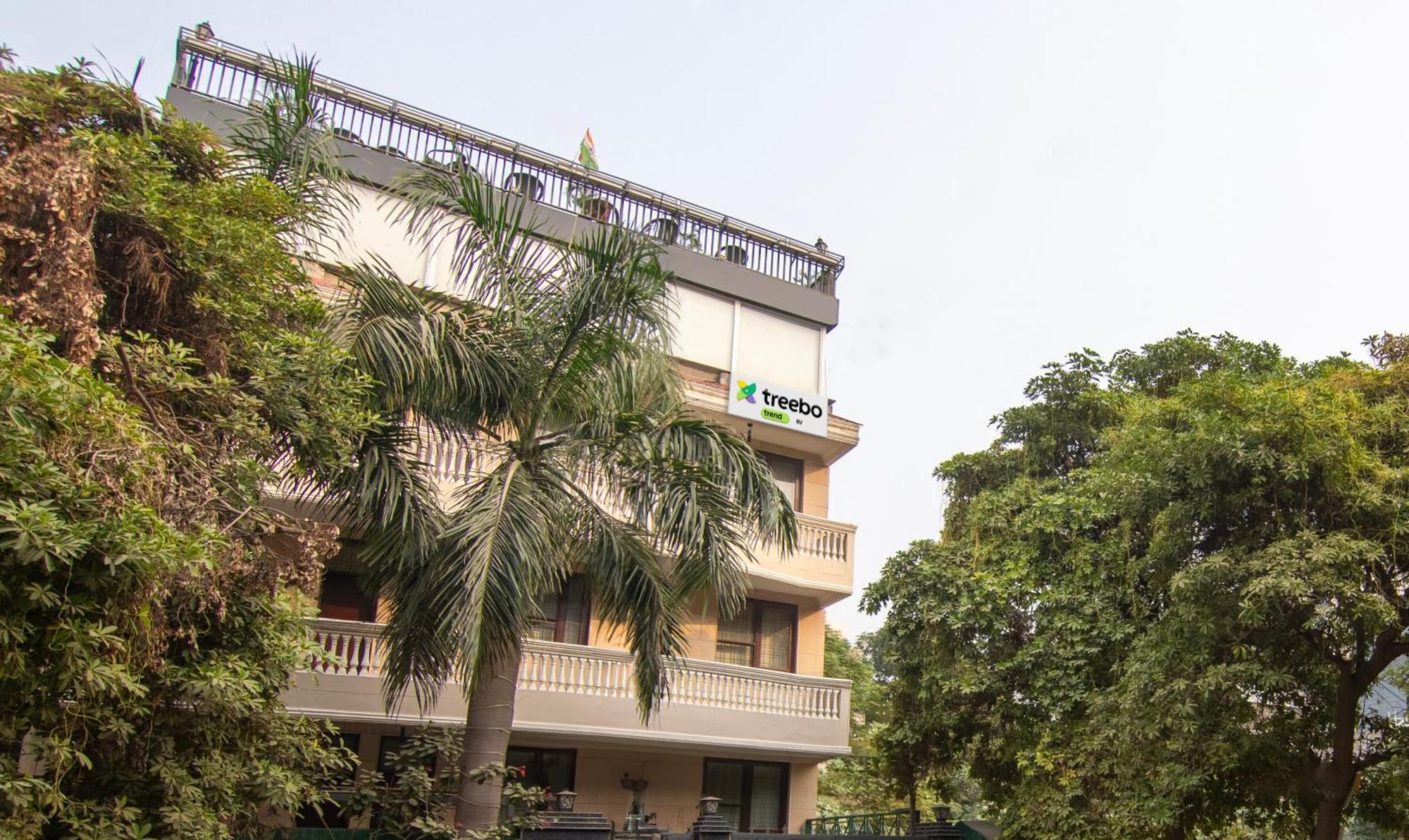 Super Townhouse Sushant Lok Phase 1 Formerly Hotel Neven Γκουργκάον Εξωτερικό φωτογραφία