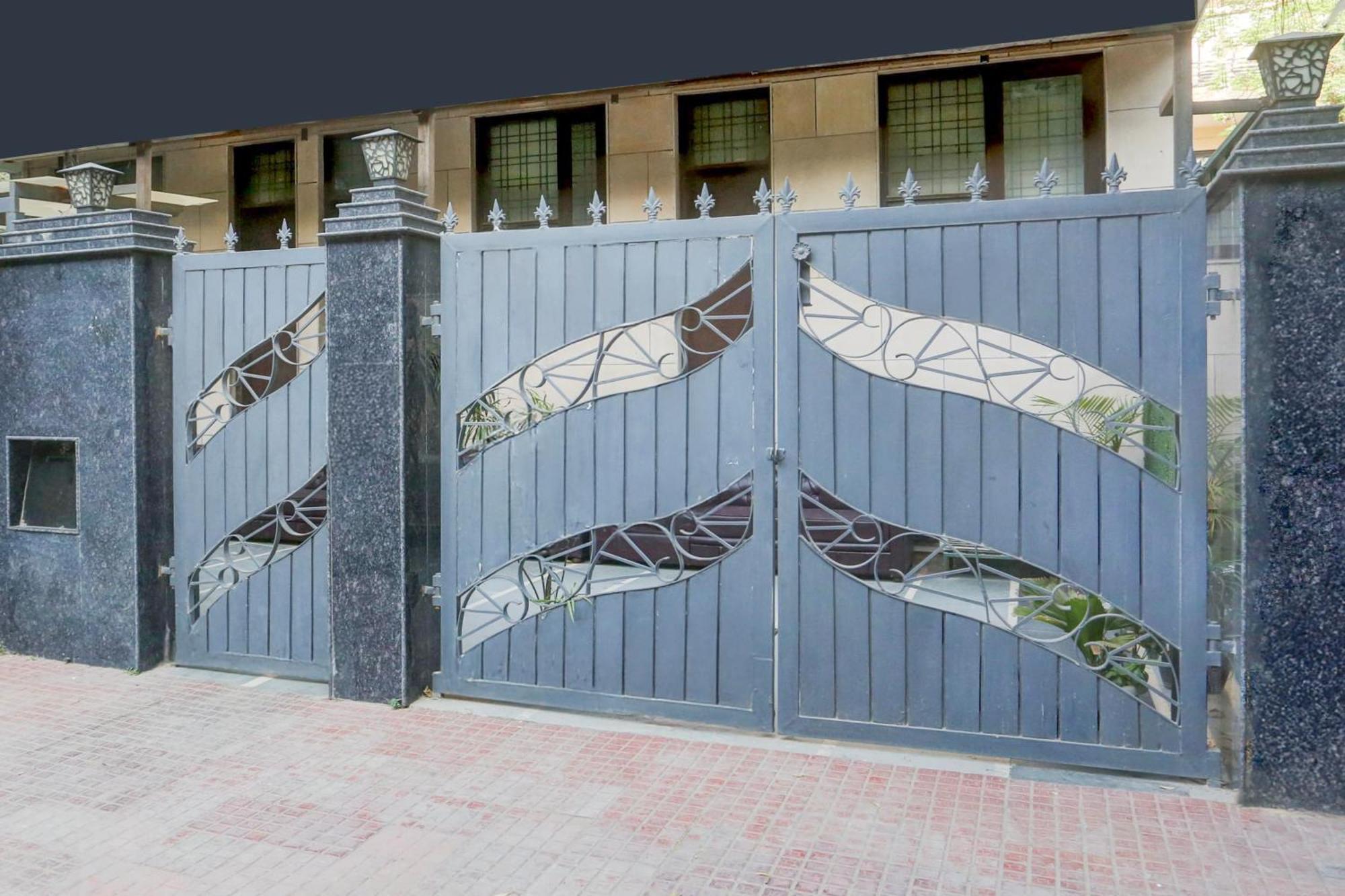 Super Townhouse Sushant Lok Phase 1 Formerly Hotel Neven Γκουργκάον Εξωτερικό φωτογραφία